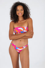 Laden Sie das Bild in den Galerie-Viewer, Image 07: Rio De Sol Ensemble Set Antelope Bandeau-Reto High-Leg
