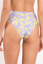 Laden Sie das Bild in den Galerie-Viewer, Image 07: Rio De Sol Bas Bottom Glow Hotpants
