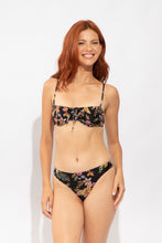 Laden Sie das Bild in den Galerie-Viewer, Model Front: Rio De Sol Bas Bottom Flora Nice-Fio
