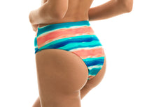 Laden Sie das Bild in den Galerie-Viewer, Image 07: Rio De Sol Bas Bottom Upbeat Reto Hotpant
