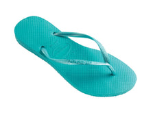 Laden Sie das Bild in den Galerie-Viewer, Model Front: Havaianas Tongs Havaianas Slim Pool Green
