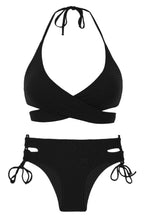 Laden Sie das Bild in den Galerie-Viewer, Product Front: Rio De Sol Ensemble Set Dots-Black Kate Madrid
