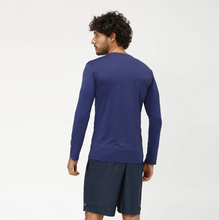 Laden Sie das Bild in den Galerie-Viewer, Model Back: Uv Line T-Shirt Longsleeve Uvpro Marinho
