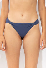 Laden Sie das Bild in den Galerie-Viewer, Gallery: Rio De Sol Bas Bottom Carmel-Blue Mel
