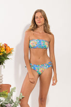 Laden Sie das Bild in den Galerie-Viewer, Image 08: Rio De Sol Ensemble Set Treetop Bandeau-Reto Madrid

