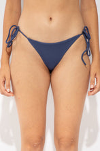 Laden Sie das Bild in den Galerie-Viewer, Gallery: Rio De Sol Bas Bottom Carmel-Blue Ibiza-Comfy
