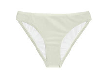 Laden Sie das Bild in den Galerie-Viewer, Product Front: Rio De Sol Bas Bottom Perola Band Comfort
