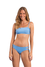 Laden Sie das Bild in den Galerie-Viewer, Image 04: Rio De Sol Ensemble Set Baltico Bandeau-Reto Madrid
