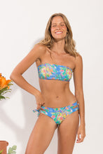 Laden Sie das Bild in den Galerie-Viewer, Image 09: Rio De Sol Ensemble Set Treetop Bandeau-Reto Madrid

