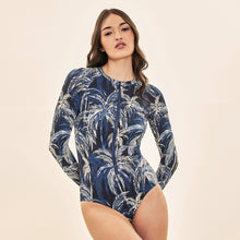 Laden Sie das Bild in den Galerie-Viewer, Image 04: Uv Line Une Pièce Swimsuit Macae Coconut Palms Navy Blue Upf50+
