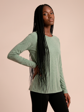 Laden Sie das Bild in den Galerie-Viewer, Gallery: Uv Line T-Shirt Longsleeve Fem New Fit Mix Grey Upf50+
