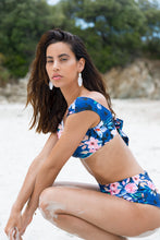 Laden Sie das Bild in den Galerie-Viewer, Image 09: Saha Haut Top Aurora Floral Night
