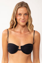 Laden Sie das Bild in den Galerie-Viewer, Gallery: Rio De Sol Haut Top Malibu-Black Zaya
