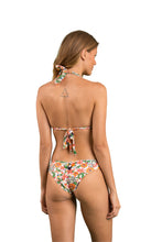 Laden Sie das Bild in den Galerie-Viewer, Model Back: Rio De Sol Bas Bottom Boho Mel
