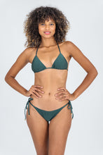 Laden Sie das Bild in den Galerie-Viewer, Model Front: Rio De Sol Bas Bottom Palace Ibiza-Comfy
