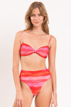 Laden Sie das Bild in den Galerie-Viewer, Gallery: Rio De Sol Ensemble Set Cher Bandeau-Joy Hotpants
