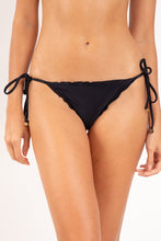 Laden Sie das Bild in den Galerie-Viewer, Gallery: Rio De Sol Bas Bottom Malibu-Black Frufru
