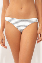 Laden Sie das Bild in den Galerie-Viewer, Gallery: Rio De Sol Bas Bottom Linea-White Nice
