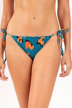 Laden Sie das Bild in den Galerie-Viewer, Gallery: Rio De Sol Bas Bottom Luma Frufru

