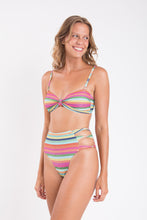 Laden Sie das Bild in den Galerie-Viewer, Image 07: Rio De Sol Ensemble Set Supercolor Bandeau-Joy Highwaist-Spin
