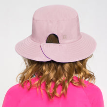 Laden Sie das Bild in den Galerie-Viewer, Model Back: Uv Line Chapeau Souple/Capeline Hat California Inf Baby Raspberry Upf50+
