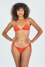 Laden Sie das Bild in den Galerie-Viewer, Model Front: Rio De Sol Bas Bottom Paprica Ibiza-Comfy
