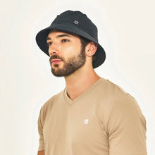 Laden Sie das Bild in den Galerie-Viewer, Image 02: Uv Line Bob Hat Toronto Colors Masc Black Upf50+

