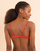 Laden Sie das Bild in den Galerie-Viewer, Image 12: Rio De Sol Haut Top Malibu-Chili Balconet
