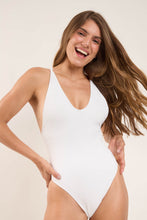 Laden Sie das Bild in den Galerie-Viewer, Image 08: Rio De Sol Une Pièce Sand-White Sunny
