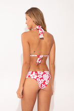 Laden Sie das Bild in den Galerie-Viewer, Model Back: Wednesday In Hawaii By Rio De Sol Ensemble Set Pua-Hibiscus Mel
