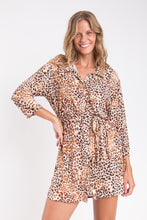 Laden Sie das Bild in den Galerie-Viewer, Gallery: Rio De Sol Chemise Leopard Chemise
