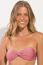 Laden Sie das Bild in den Galerie-Viewer, Gallery: Rio De Sol Haut Top Shimmer-Confetti Twist
