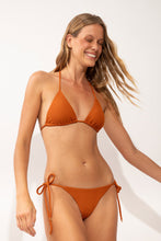 Laden Sie das Bild in den Galerie-Viewer, Image 05: Rio De Sol Ensemble Set Ferrugo Tri-Inv Cheeky-Tie
