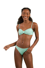 Laden Sie das Bild in den Galerie-Viewer, Image 04: Rio De Sol Haut Top Malibu-Menta Bandeau-Duo
