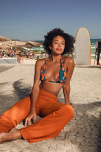 Laden Sie das Bild in den Galerie-Viewer, Image 13: Rio De Sol Pantalon De Plage Ferrugo Murana Pants
