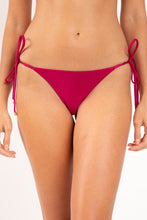 Laden Sie das Bild in den Galerie-Viewer, Gallery: Rio De Sol Bas Bottom Shimmer-Desejo Cheeky-Tie-Gold
