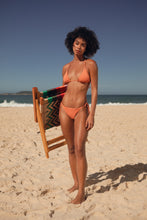 Laden Sie das Bild in den Galerie-Viewer, Image 11: Rio De Sol Bas Bottom Sand-Argila Cheeky-Micro
