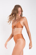 Laden Sie das Bild in den Galerie-Viewer, Image 03: Rio De Sol Haut Top Nocciola Mila
