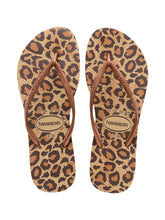 Laden Sie das Bild in den Galerie-Viewer, Product Front: Havaianas Tongs Slim Animals Beige
