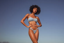 Laden Sie das Bild in den Galerie-Viewer, Image 11: Rio De Sol Ensemble Set Drift-Cianita Sara Eden
