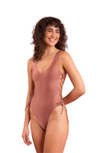 Laden Sie das Bild in den Galerie-Viewer, Image 04: Rio De Sol Une Pièce Shimmer-Copper Zoe
