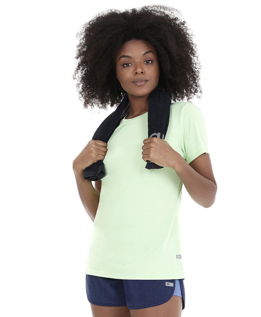 Model Front: Alto Giro Fitness Haut T-Shirt Skin Fit Rolete Costas Verde Joy