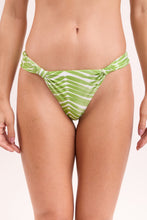 Laden Sie das Bild in den Galerie-Viewer, Bottom Palms Mel
