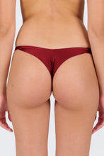 Laden Sie das Bild in den Galerie-Viewer, Unten Shimmer-Divino Nice-Fio
