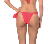 Laden Sie das Bild in den Galerie-Viewer, Model Back: Brazilian Bikini Shop Bas Frutilly Lace
