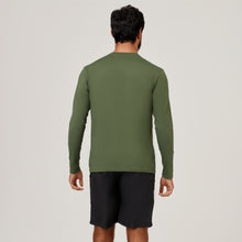 Laden Sie das Bild in den Galerie-Viewer, Camiseta Uvpro ML Verde Militar UPF50+
