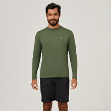 Laden Sie das Bild in den Galerie-Viewer, Camiseta Uvpro ML Verde Militar UPF50+
