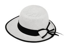 Laden Sie das Bild in den Galerie-Viewer, Model Back: De Punta En Blanco Chapeau Panama Lady Golf White Black
