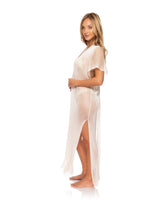 Laden Sie das Bild in den Galerie-Viewer, Fringe Long Caftan Off White
