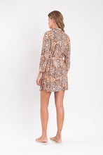 Laden Sie das Bild in den Galerie-Viewer, Leopard Chemise
